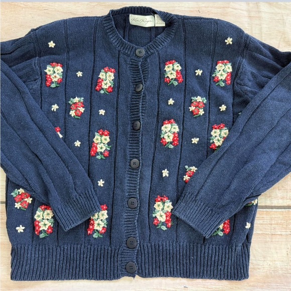 Sweaters - Vintage embroidered cotton cardigan